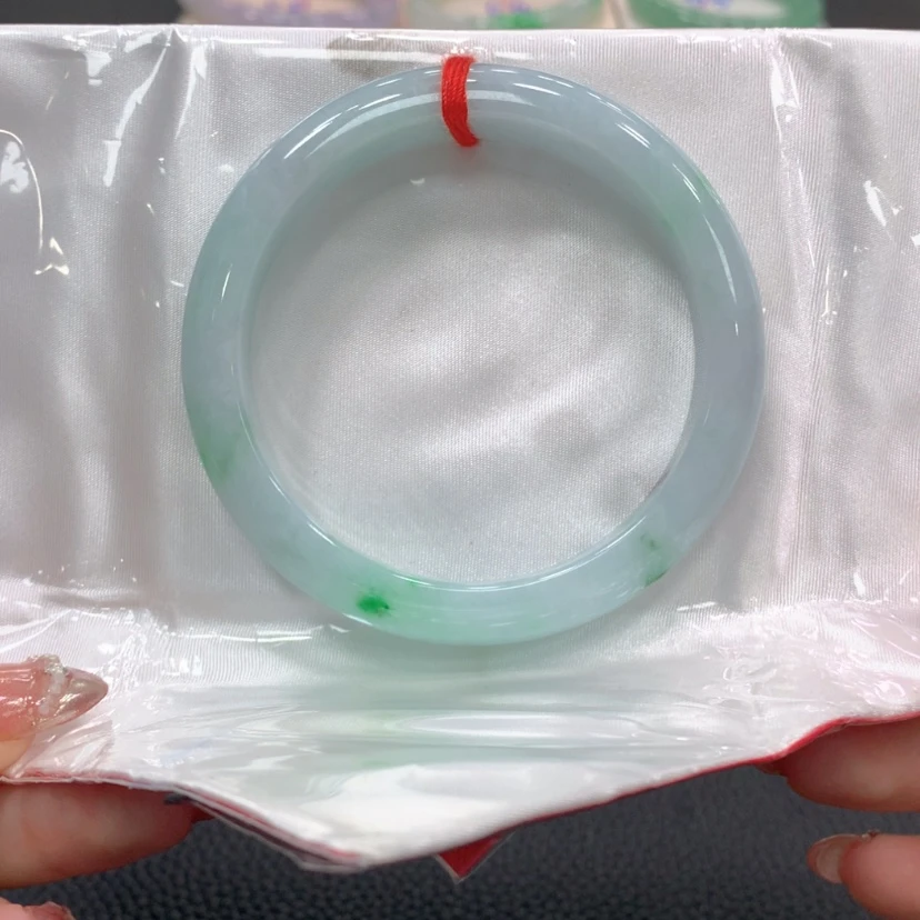 【闪购商品】翡翠手镯未镶嵌翡翠