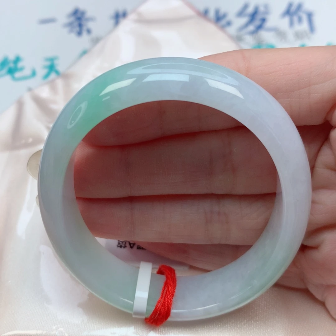 翡翠手镯未镶嵌54贵妃 白底青 轮胎镯