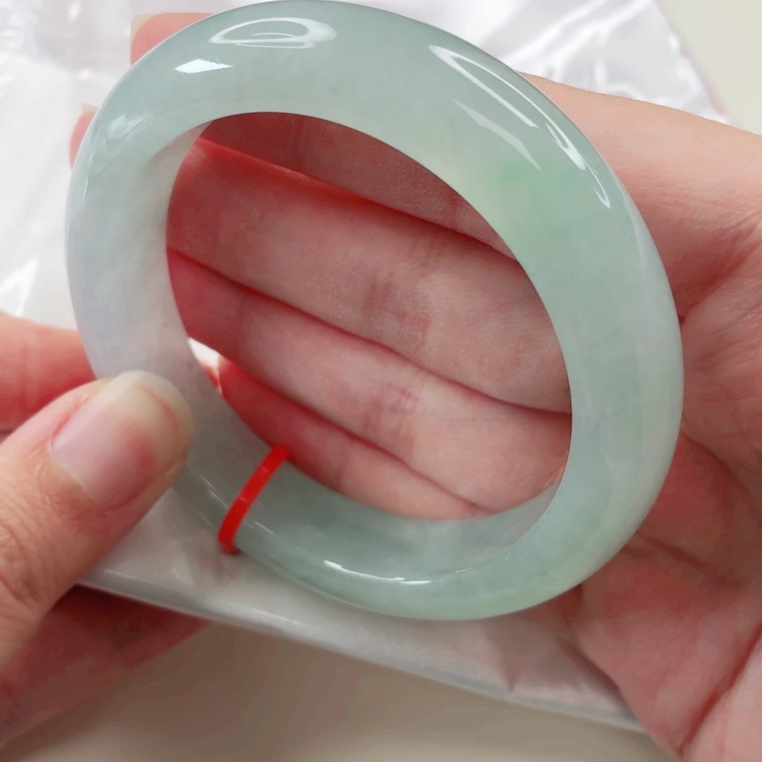 翡翠未镶嵌手镯54.8圈x199