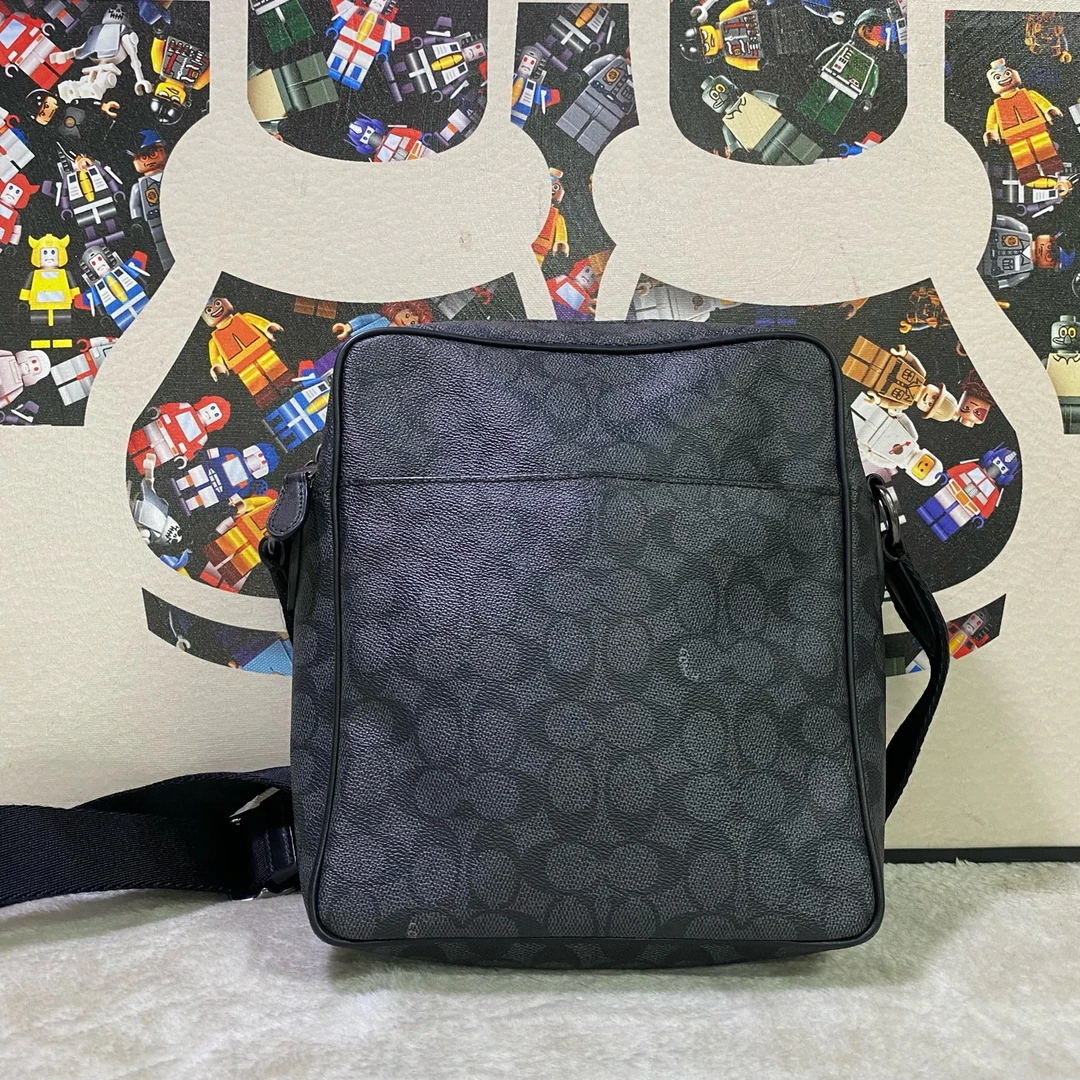 95新 COACH/蔻驰 21311斜挎包22×28