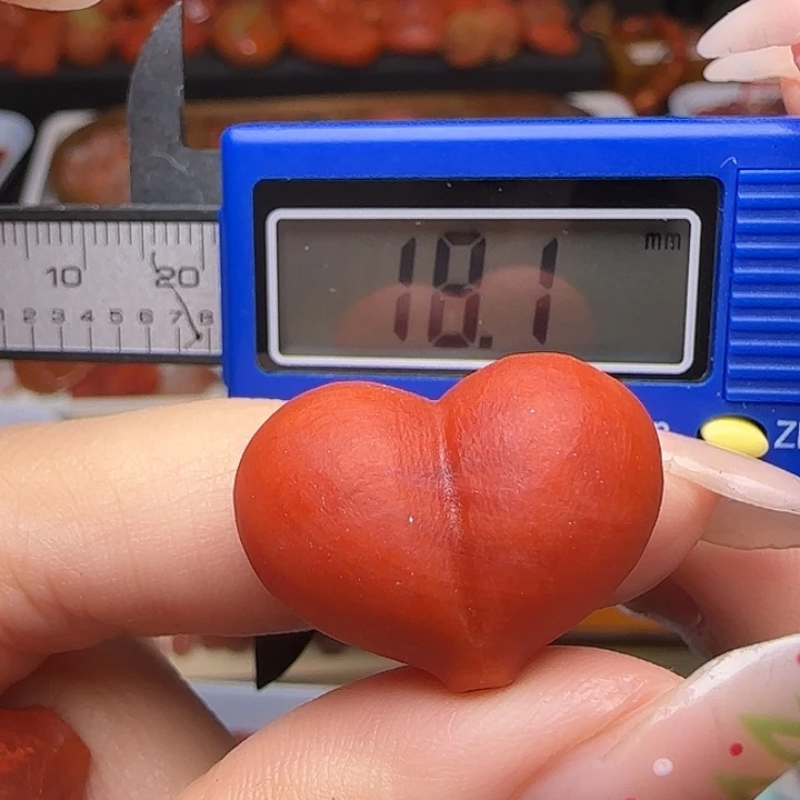 南红玛瑙未镶嵌颈饰