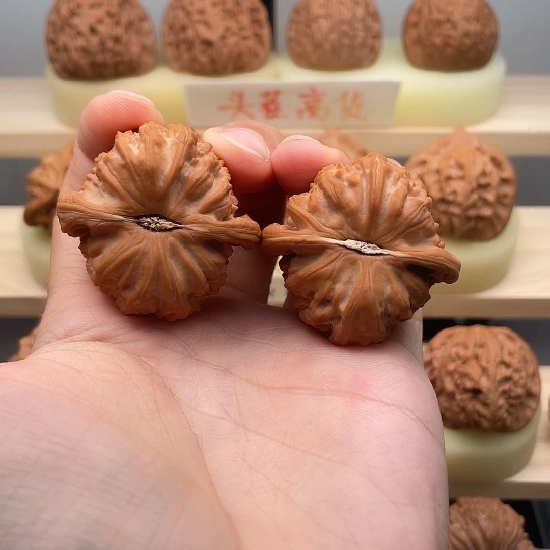 吊坠文玩核桃未**期41全品白狮子