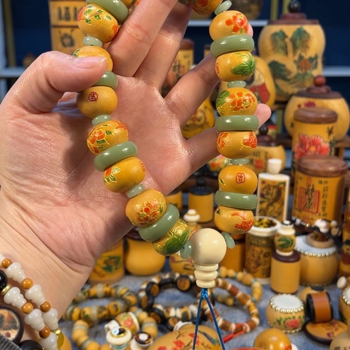 大叶紫檀（黑酸枝木类）