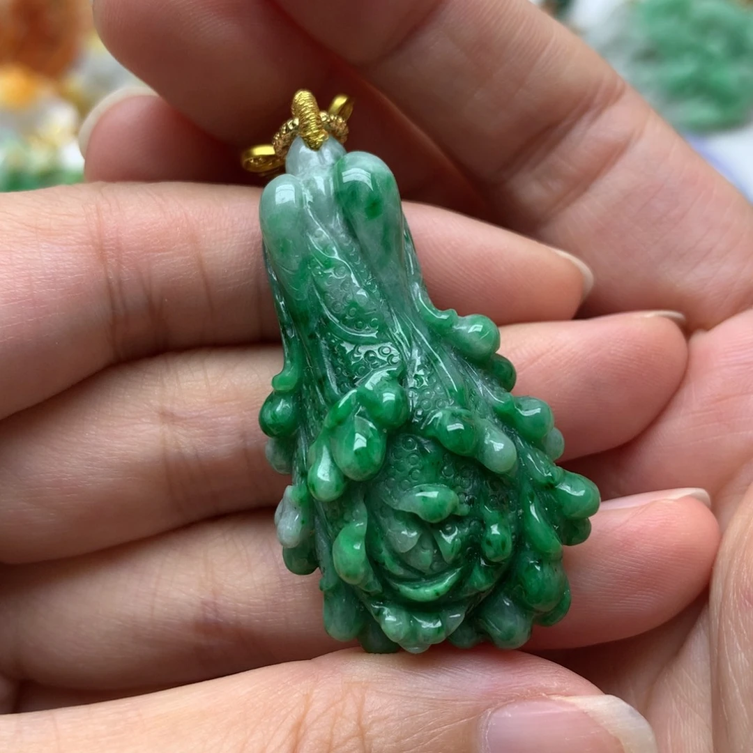 翡翠未镶嵌颈饰翡翠