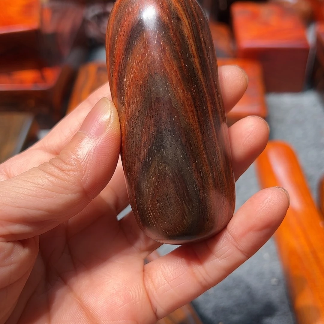 交趾黄檀（大红酸枝）葫**李
