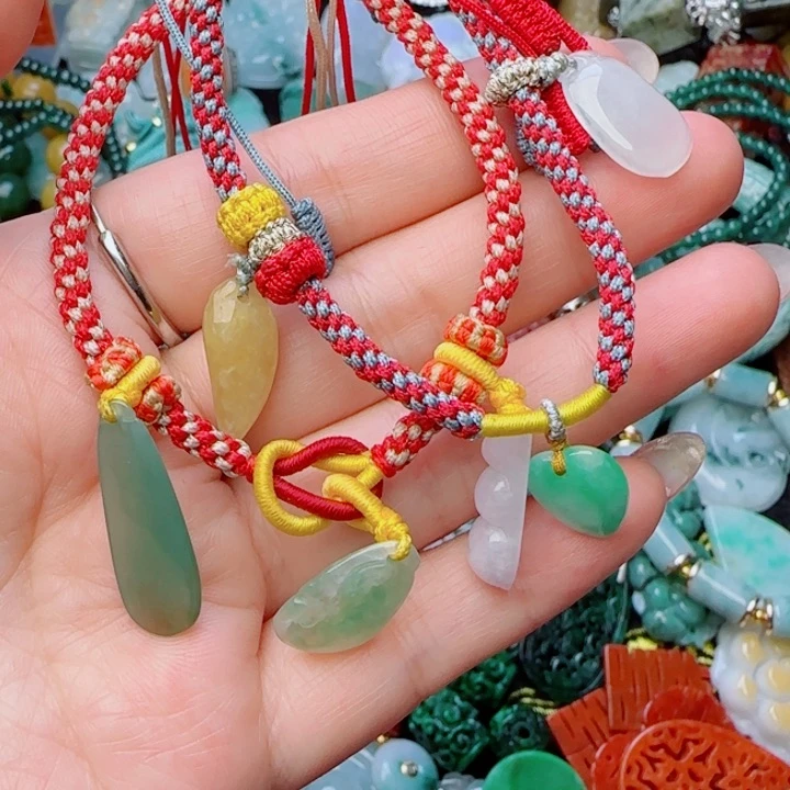 翡翠颈饰未镶嵌天然A货105