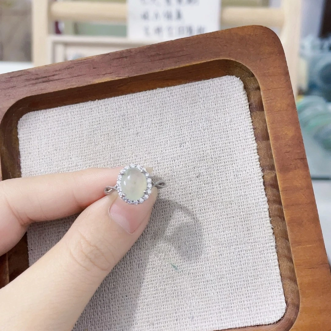 颈饰未镶嵌翡翠天然翡翠Ａ货