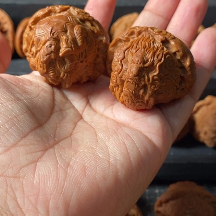 用***5文玩核桃把件四大神兽