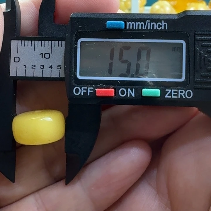未镶嵌琥珀裸石05杂
