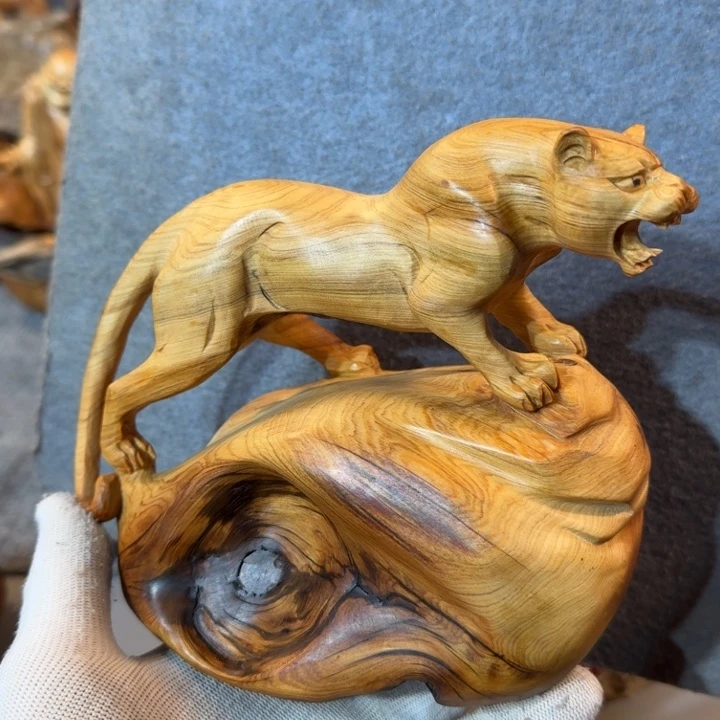 崖柏摆件手把件等