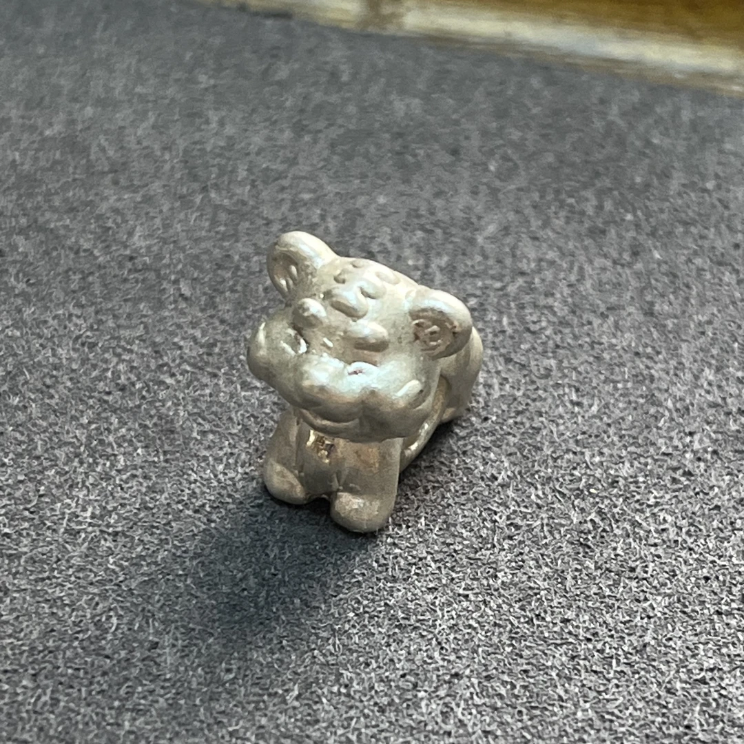 S0907精品卡通银配件手把件