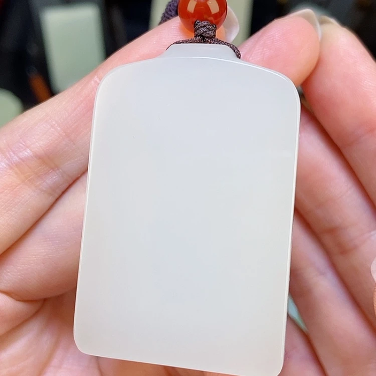 【闪购商品】颈饰未镶嵌和田玉