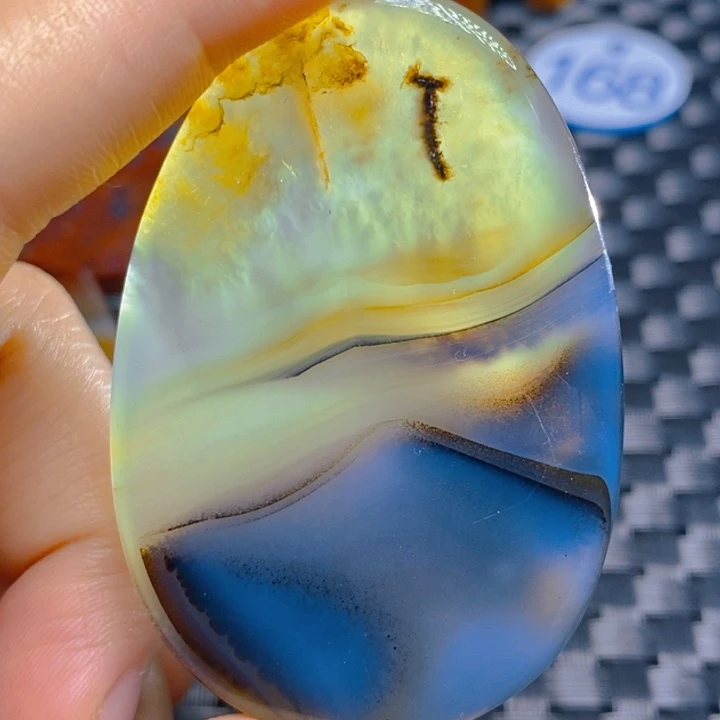 玛瑙/玉髓颈饰未镶嵌官**爷