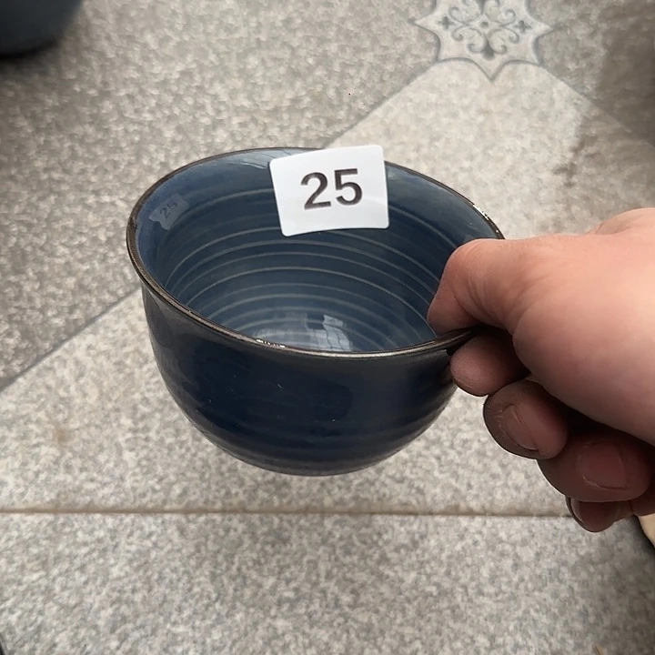 瓷片陶瓷盘子碗啥都有