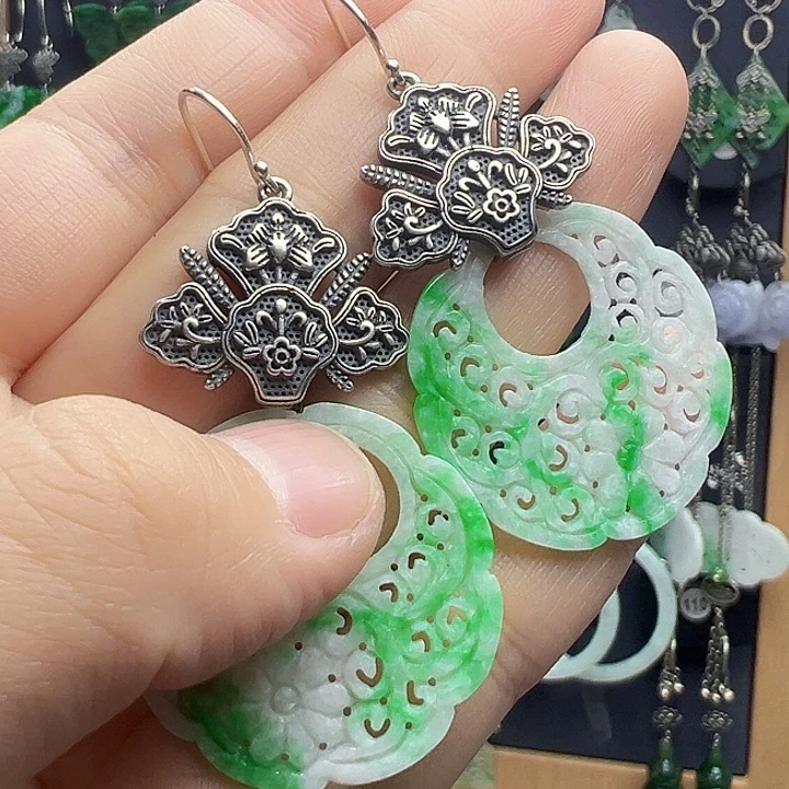 玉***曦翡翠银S925镶嵌耳饰