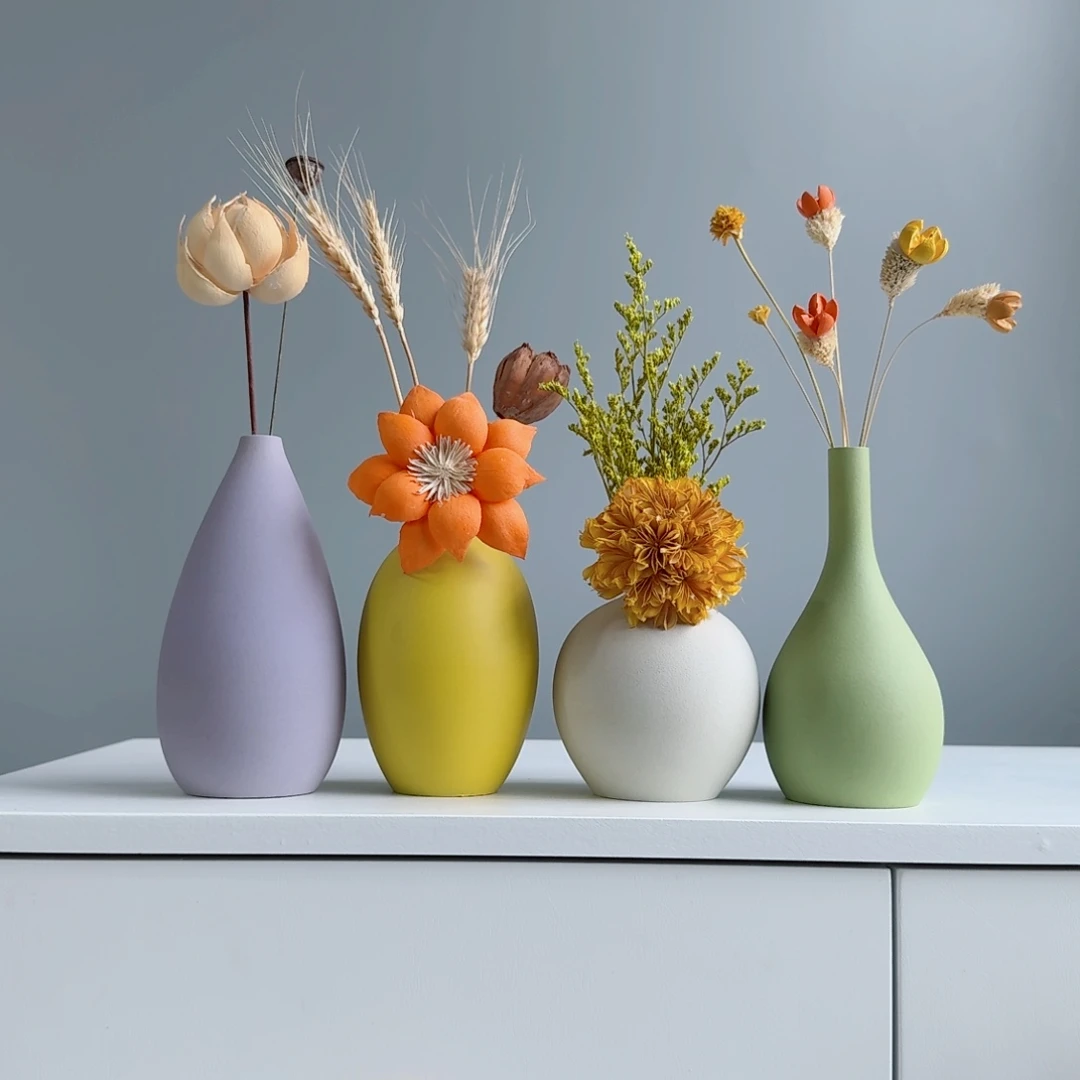 摆件陶瓷小花瓶摆件含花总高约20-30cm