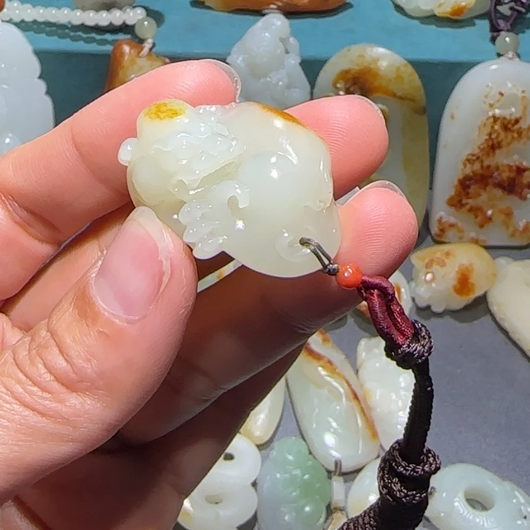 和田玉颈饰未镶嵌$***$