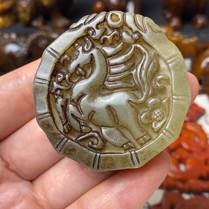 未镶嵌蛇纹石玉颈饰146
