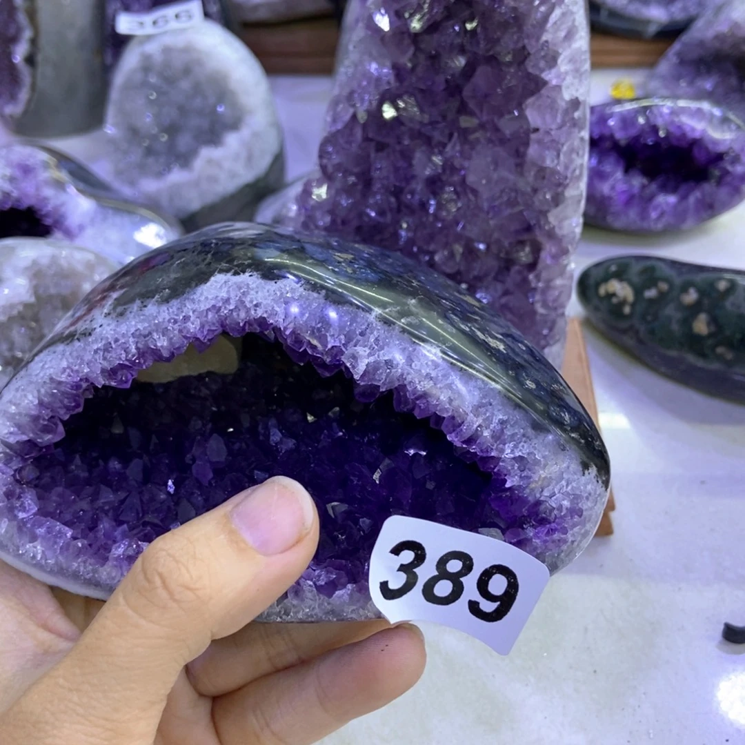 D***y未镶嵌紫晶大型摆件（非配饰）