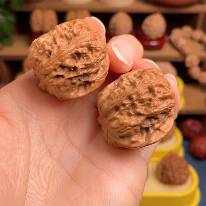 文玩核桃把件麒麟子37