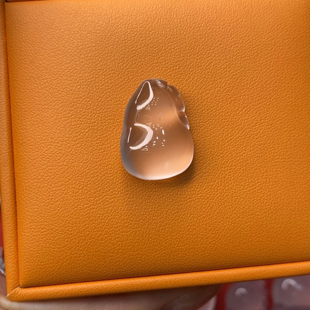 石英质玉未镶嵌吊坠