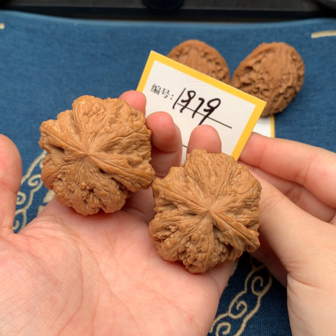 把件文玩核桃47粗筋 1979