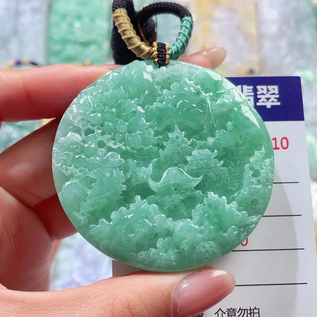 颈饰未镶嵌翡翠山水