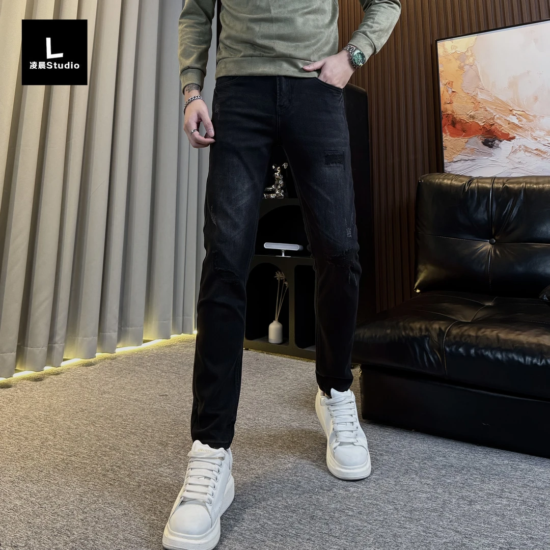 2025新款秋季牛仔裤男修身潮流百搭小脚裤简约时尚牛仔裤男款