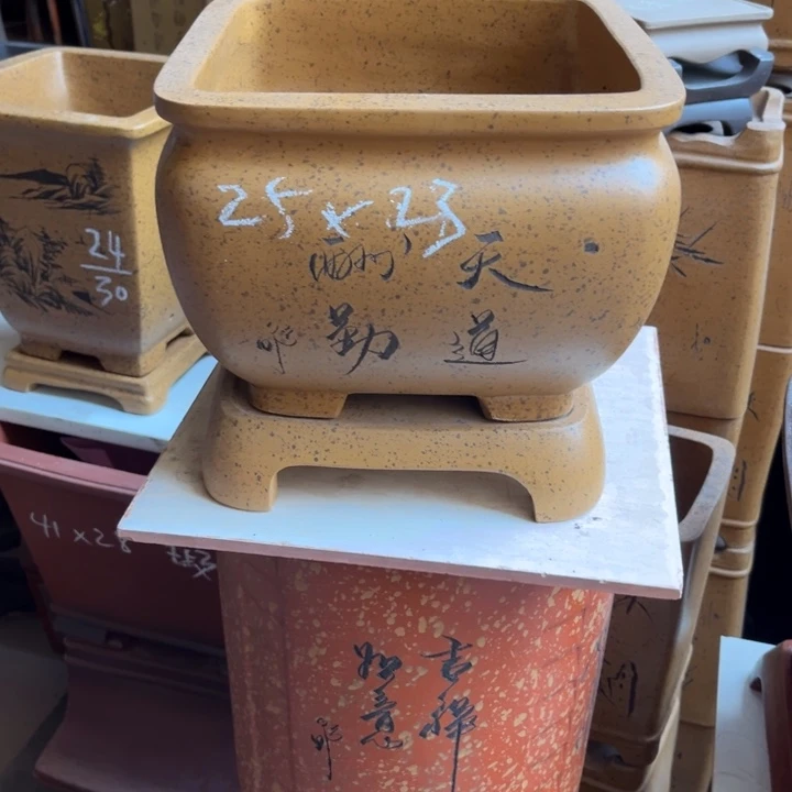紫砂花盆紫砂花盆