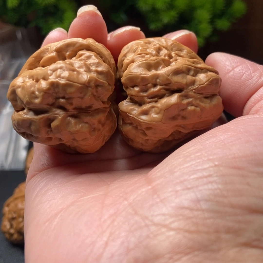 文玩核桃把件蛤蟆头40