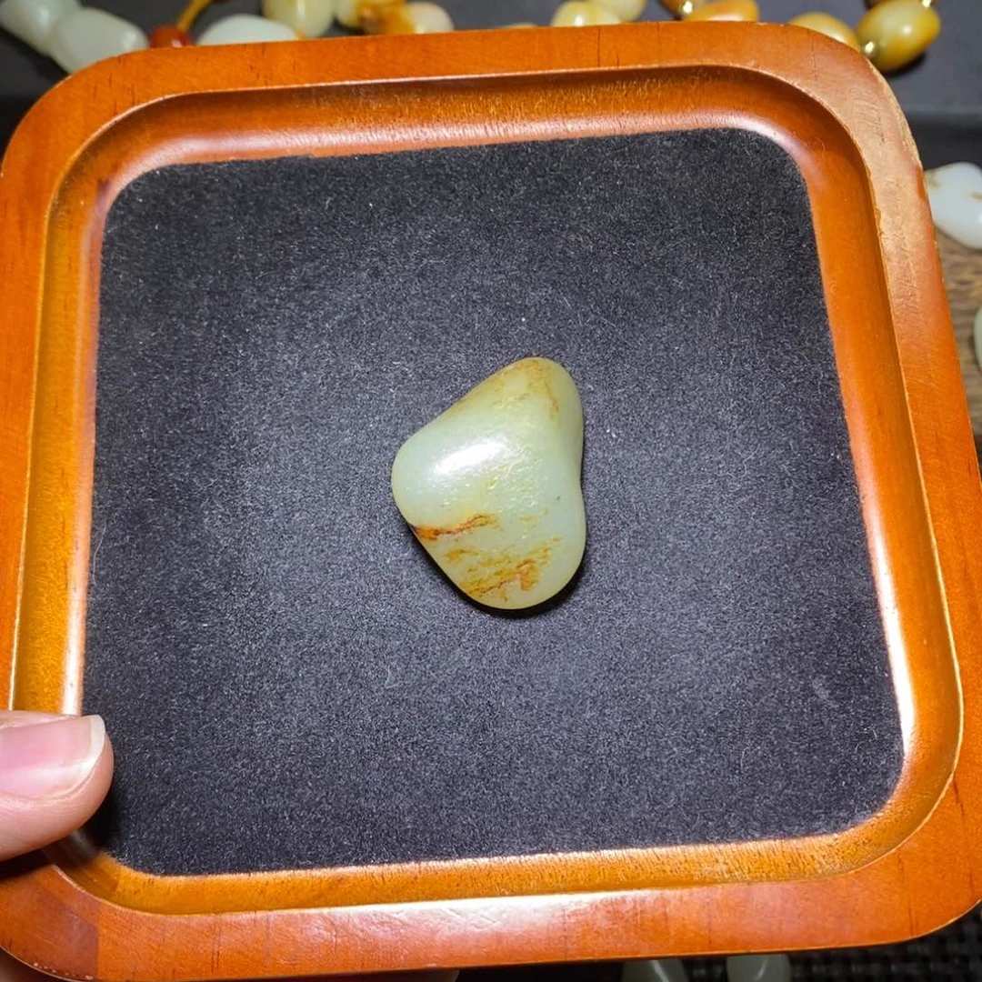 和田玉颈饰未镶嵌?**?