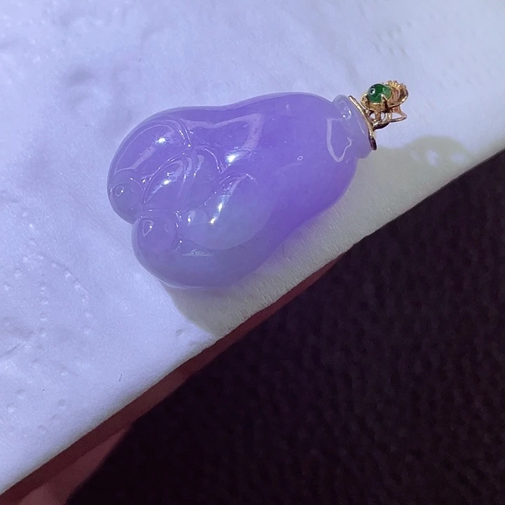 翡翠18K金镶嵌颈饰翡翠