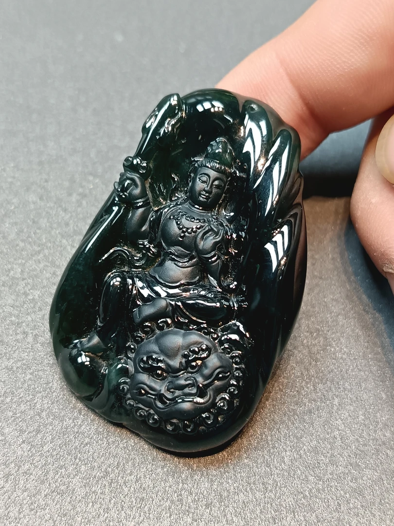 天然缅甸a货翡翠文殊菩萨吊坠