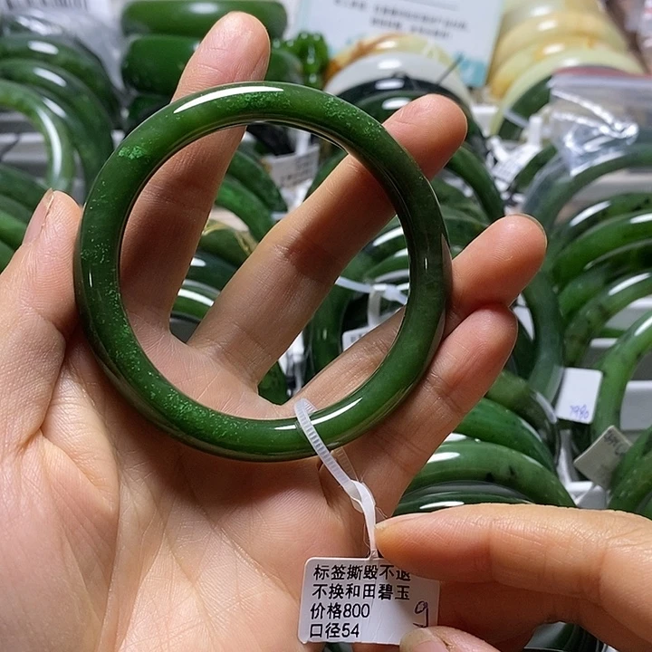和田玉（碧玉）未镶嵌手镯细条54微瑕