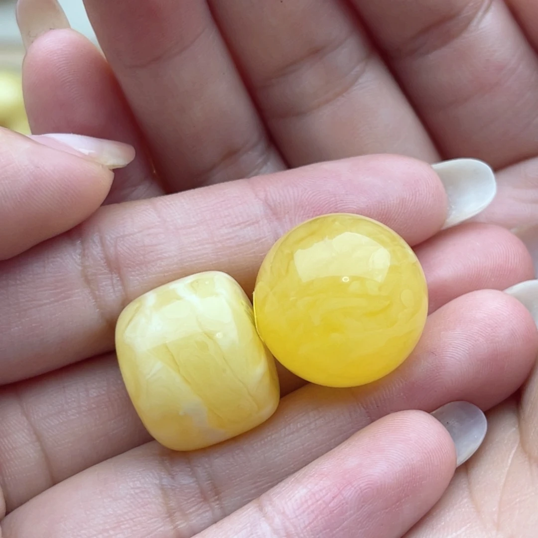 未镶嵌琥珀裸石荣****5蜜蜡梦