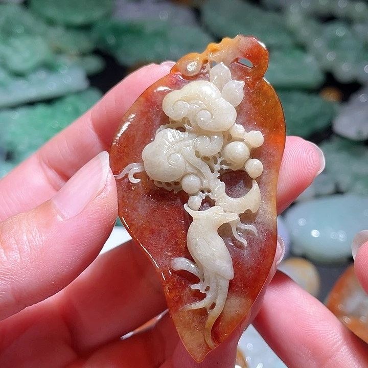颈饰未镶嵌翡翠天