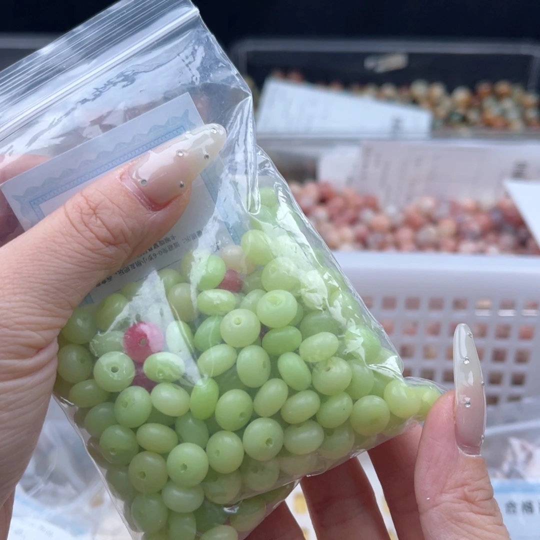 白玉菩提吊坠b微瑕9mm/200颗