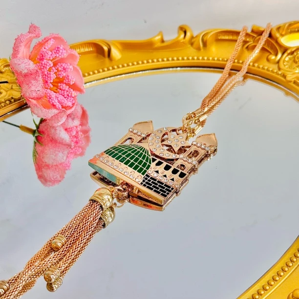 双寺单面款车挂金属挂饰