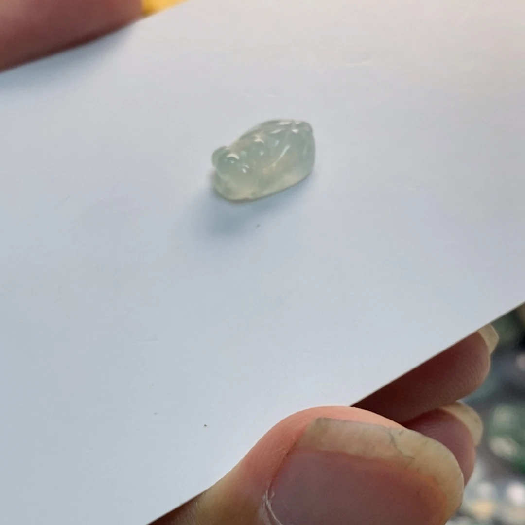 颈饰未镶嵌翡翠天然