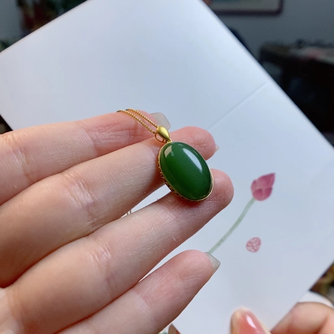 和田玉18K金镶嵌颈饰碧玉猫