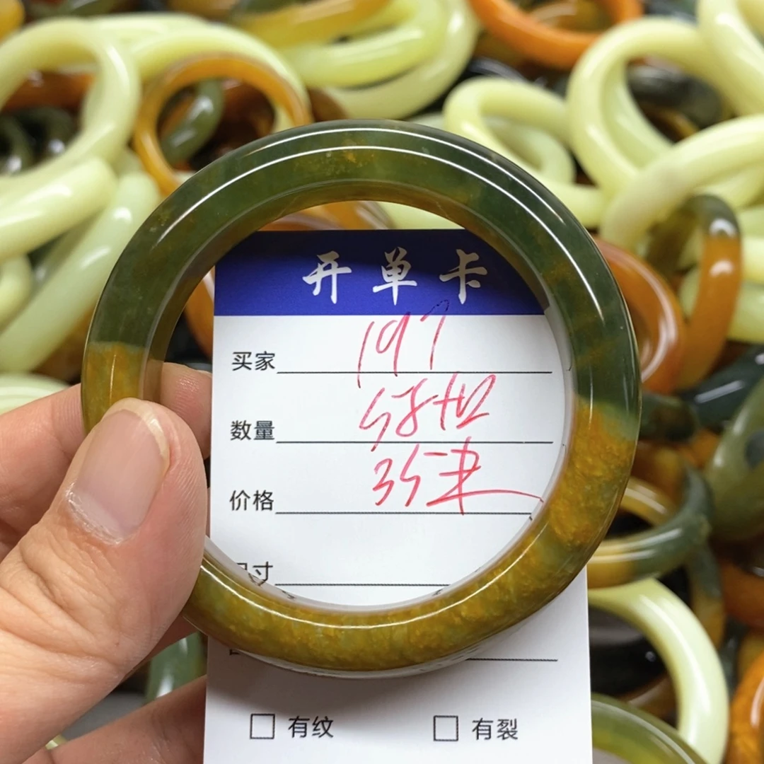 未镶嵌蛇纹石玉手镯