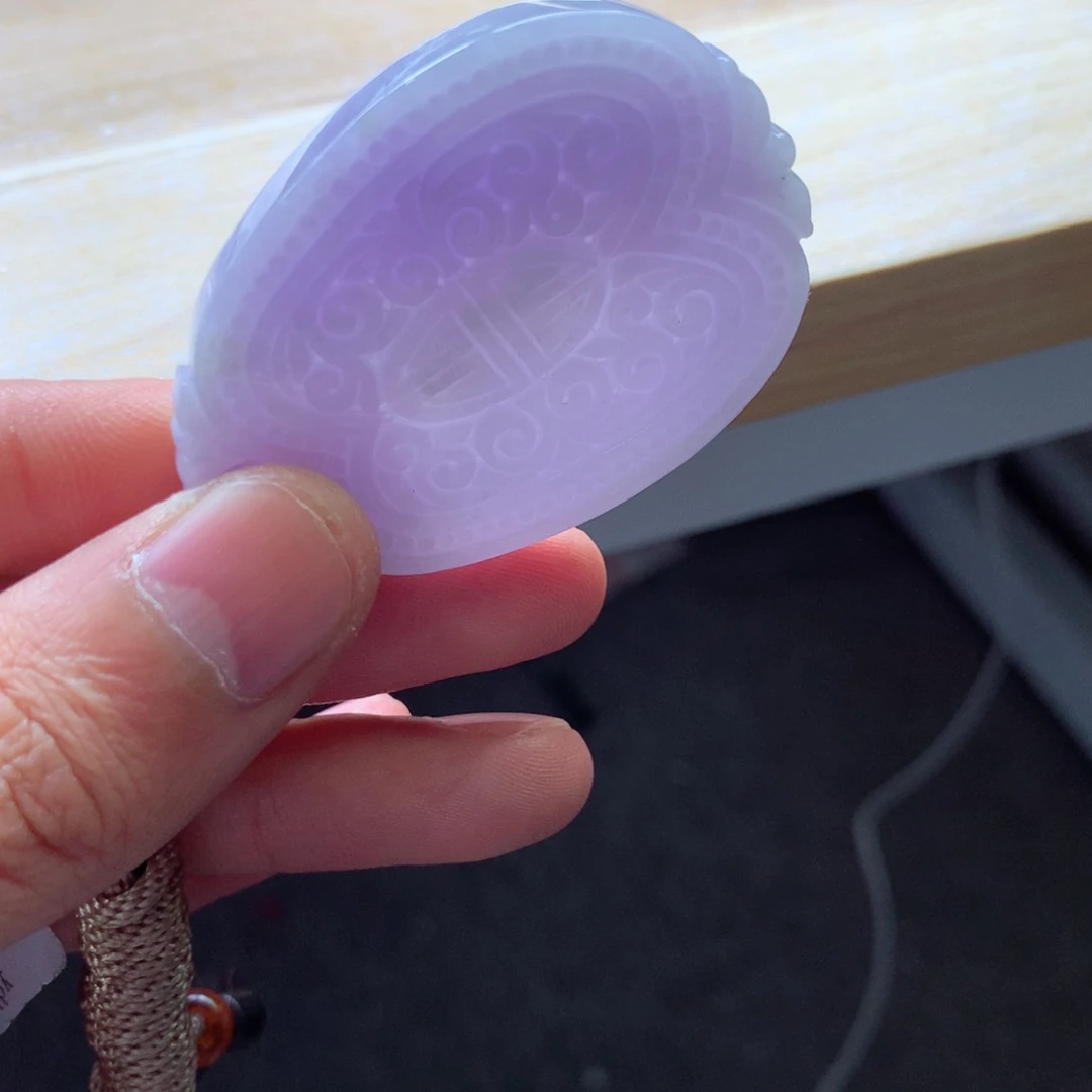 翡翠颈饰未镶嵌吊坠