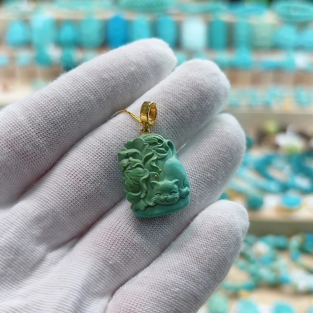 绿松石未镶嵌珠宝奇石