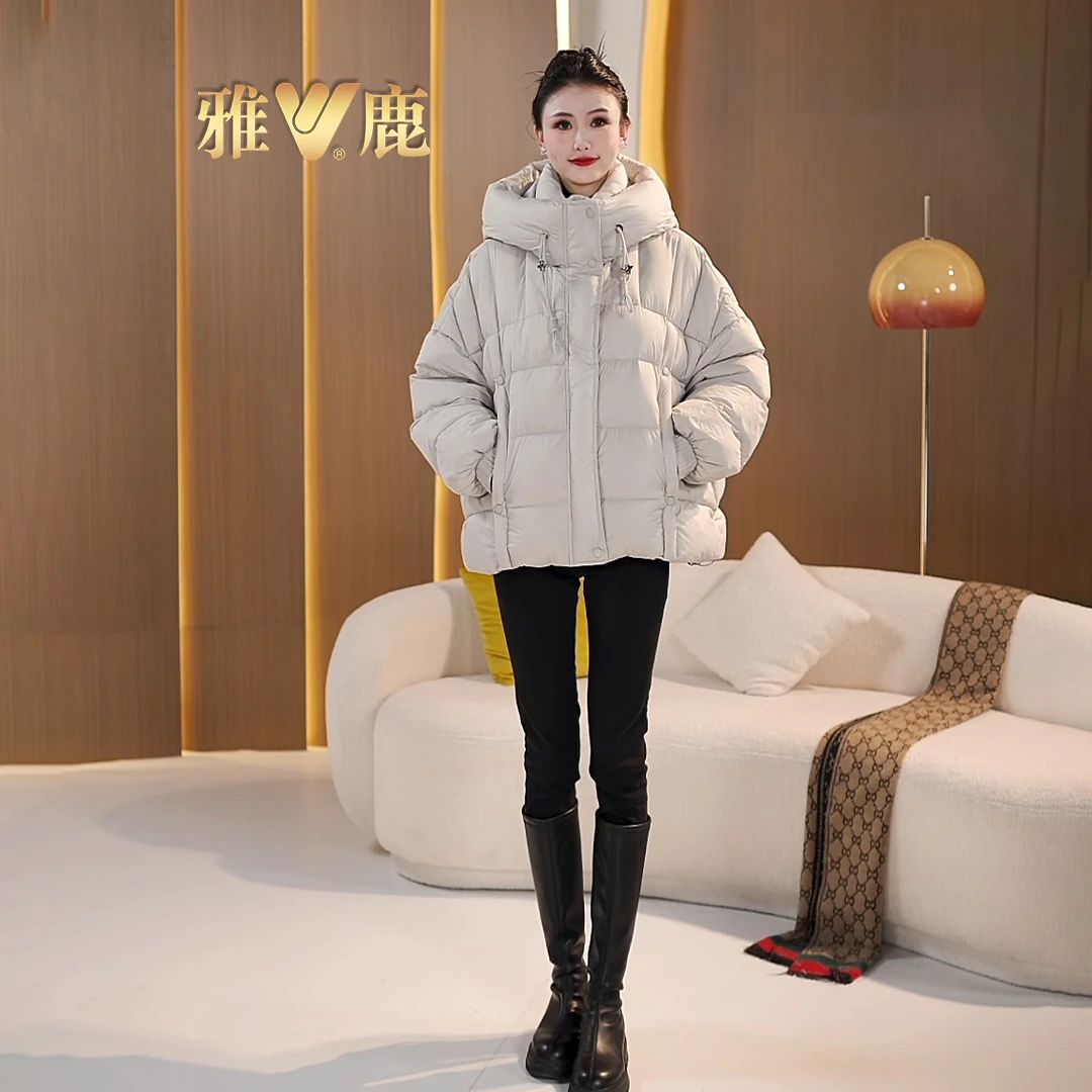2024年冬季新款白鸭绒保暖连帽简约时尚百搭短款羽绒服
