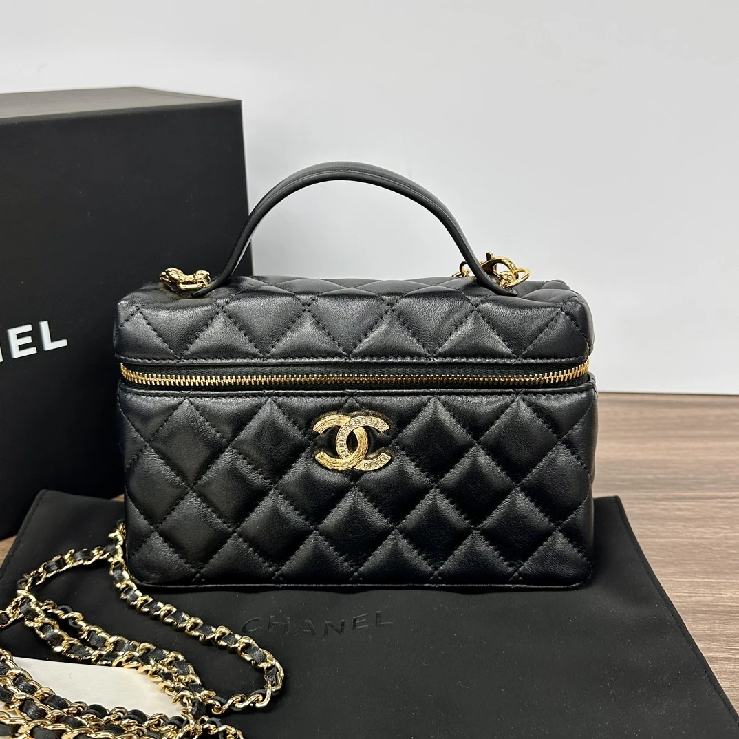99新 Chanel/香奈儿 黑色鸳鸯 扣LP25B盒子手提单肩包 61763