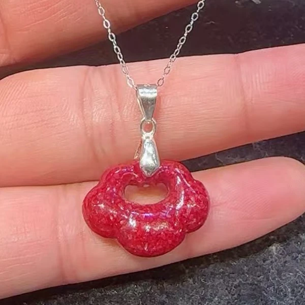 含辰砂工艺品银链全透晶体透光玉化朱砂吉祥锁女生锁骨链吊坠小锁
