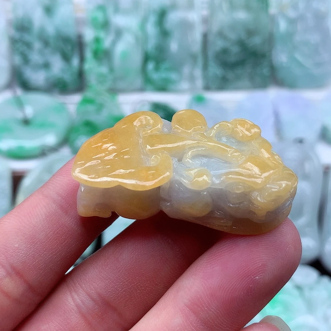翡翠未镶嵌颈饰翡翠吊坠