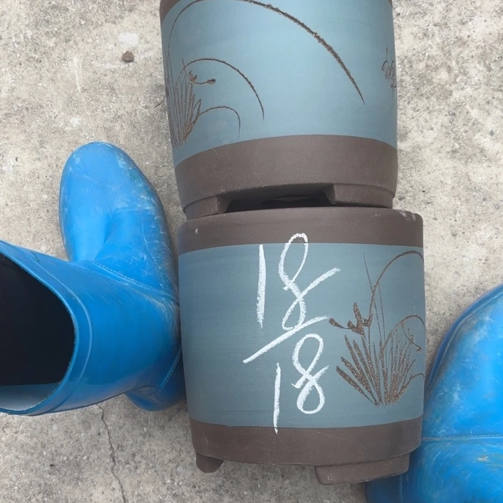 紫砂花盆紫砂的花