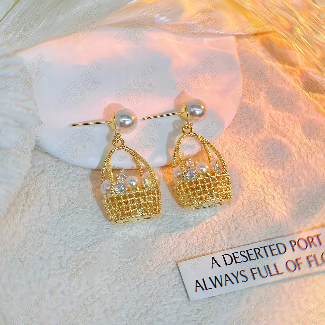 铜合金耳饰 小美满CH19时尚气质百搭高级感金色摇篮珠珠精致耳环