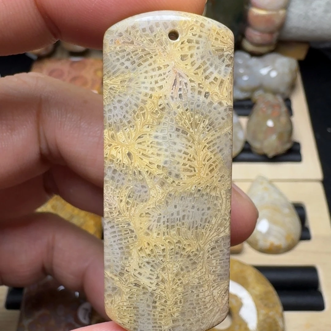 硅化玉未镶嵌纯天然色有机玉石保真色